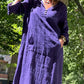 👗 Elegancka sukienka oversize z kapturem - długie rękawy i trendowe rozcięcie